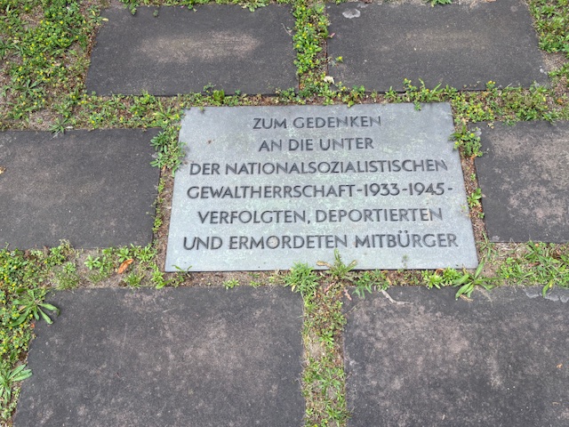 Gedenkstein für die ermordeten Menschen von Lidice.